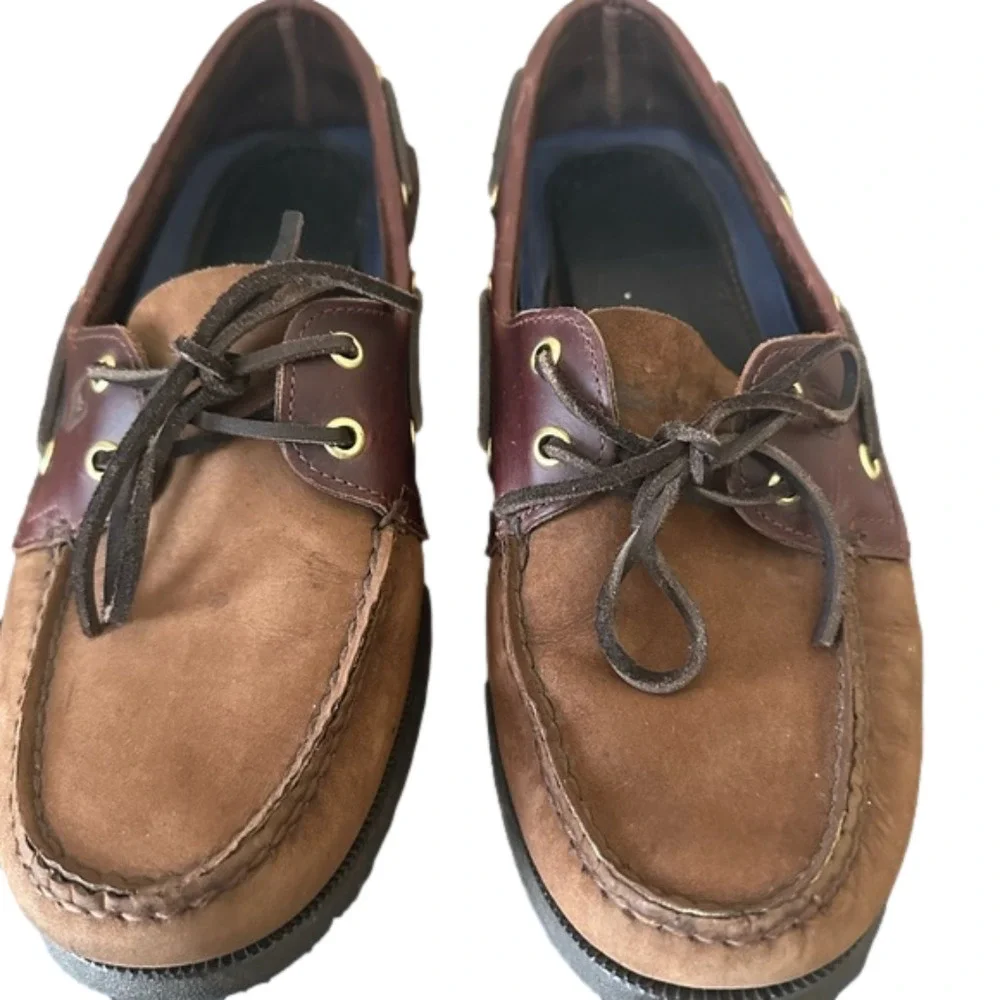 Sperry Authentic 2-Eye Boat Shoe Brown Buck Leather
